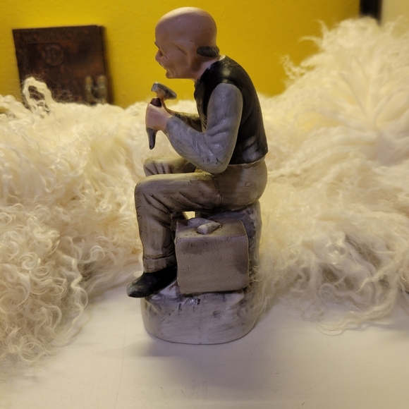 Vtg Old Man & Tools " Chiseled In Stone" Figurine - Picture 5 of 9